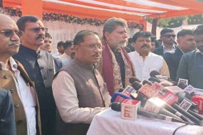 CM साय ने कहा धर्मांतरण ठीक नहीं, विधायक ने मॉल तोड़फोड़ पर ‘कानून हाथ में न लेन