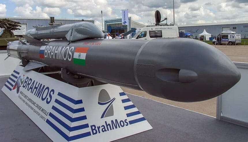 ब्रह्मोस की रेंज बढ़ी, ER Version से दिल्ली से निशाना सिर्फ एक क्लिक में