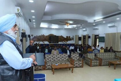 सड़क दुर्घटनाओं की रोकथाम के लिए यातायात रिफ्रेशर कोर्स, निरीक्षक से आरक्षक तक अ