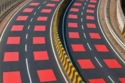 देश का पहला ‘रेड कार्पेट’ रोड एमपी में, वाहनों की गति पर नियंत्रण और जंगली जानवर