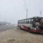 धुंध से प्रभावित यातायात, अमृतसर-चंडीगढ़ उड़ानें रद्द, जालंधर में सड़क हादसा