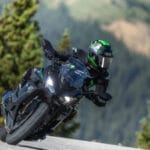 नई Kawasaki Ninja 1100SX भारत में उपलब्ध, 2026 मॉडल की कीमत और खासियतें