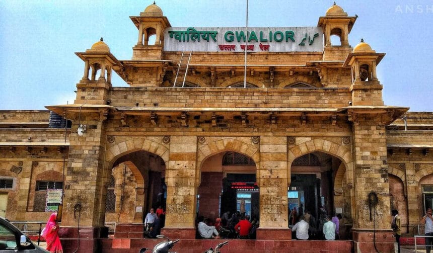 ग्वालियर स्टेशन की सुरक्षा में लापरवाही: 33 सीसीटीवी कैमरे डेढ़ साल से बंद, यात्