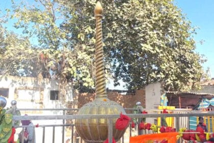 नए साल के स्वागत से एक दिन पहले बागेश्वर धाम में भक्तों की भारी उपस्थिति, प्रशास