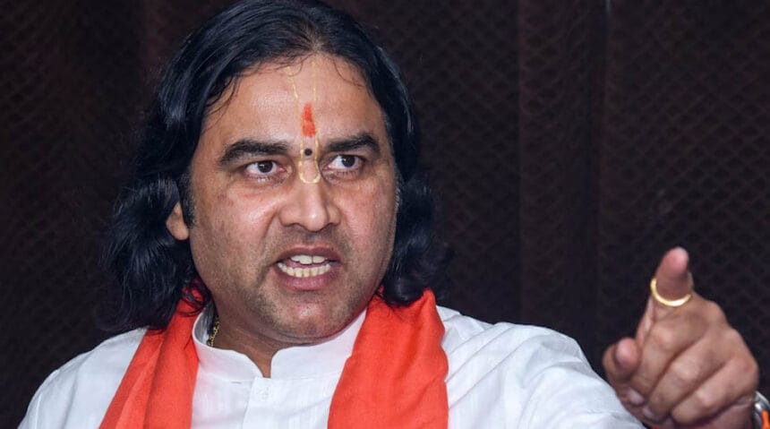 ‘हिंदुओं की भावनाओं से बार-बार मत खेलो’ — कथावाचक देवकीनंदन ठाकुर का KKR और IPL