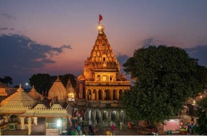 महाकाल महालोक बनने के बाद महाकाल मंदिर में श्रद्धालुओं और दान की संख्या में बड़ी