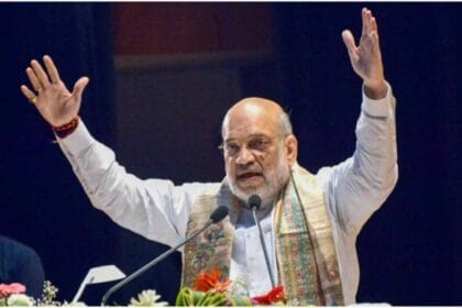 ममता बनर्जी के किले में अमित शाह का शंखनाद, बोले— बंगाल को चाहिए बॉर्डर सील करने