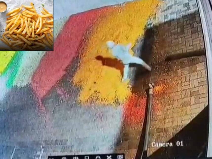 फूड सेफ्टी रेड में चौंकाने वाला खुलासा, जबलपुर की फैक्ट्री में पैरों से तैयार हो