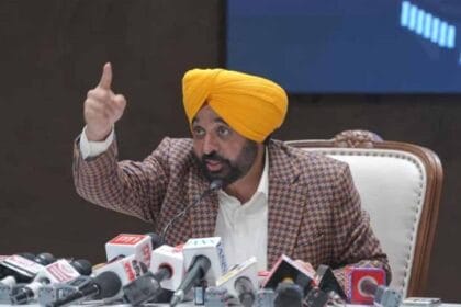 SGPC पर सवालों के घेरे में 328 लापता स्वरूप, संगत की नाराजगी के बीच बोले CM भगवं