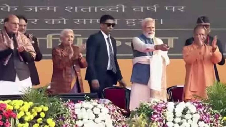 बिना भेदभाव विकास ही असली सेकुलरिज्म, योजनाओं को लेकर पीएम का बड़ा संदेश