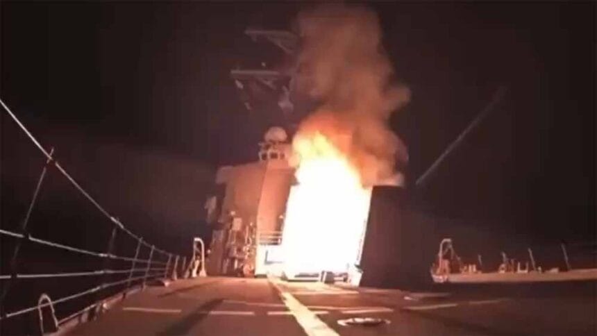 ISIS पर अमेरिका की बड़ी कार्रवाई, नाइजीरिया में हवाई हमला; स्ट्राइक का वीडियो वा