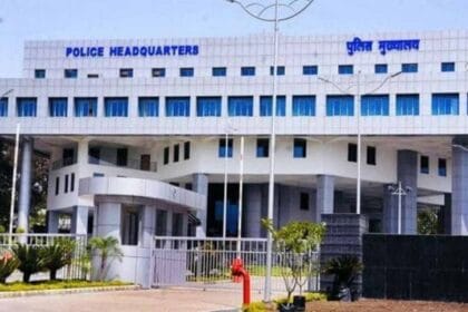 पुलिस मुख्यालय परिवार द्वारा चार सेवानिवृत्‍त कर्मचारियों को भावभीनी विदाई