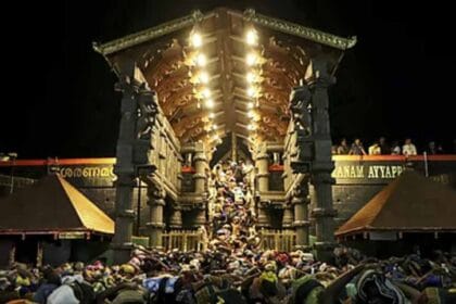 आस्था का महासागर: सबरीमाला मंदिर में दर्शन करने पहुंचे 30 लाख से अधिक तीर्थयात्र