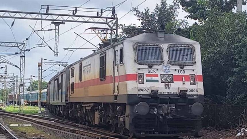 भोपाल के यात्रियों को बड़ी राहत, विदिशा स्टेशन से नई ठहराव सेवा का शुभारंभ