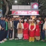 बिजनौर की रितु बनी उद्यमी, कैफे से रोजाना सात हजार रुपये की कमाई