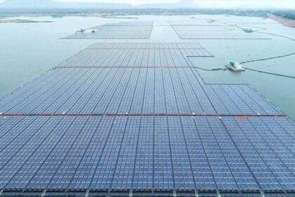 ओंकारेश्वर फ्लोटिंग सोलर प्लांट क्षेत्र अब नो-मैन्स लैंड, नाव संचालन पर प्रतिबंध