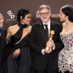 गोल्डन ग्लोब में भारतीयों ने मचाई धूम, जेनिफर ने पहनी सब्यसाची की ज्वेलरी और फिल