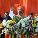 उप मुख्यमंत्री अरुण साव को गोल्डन बुक ऑफ वर्ल्ड रिकॉर्ड की टीम ने सर्टिफिकेट देक