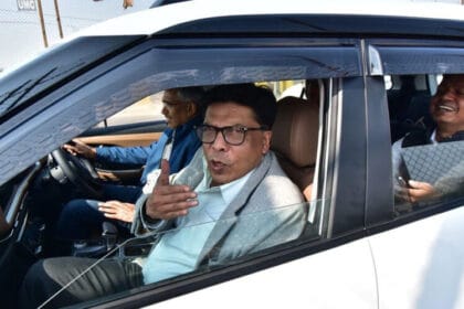 सिंहस्थ-2028 की तैयारिया, संजय दुबे ने खुद वाहन चलाकर प्रोजेक्ट स्थलों का निरीक्
