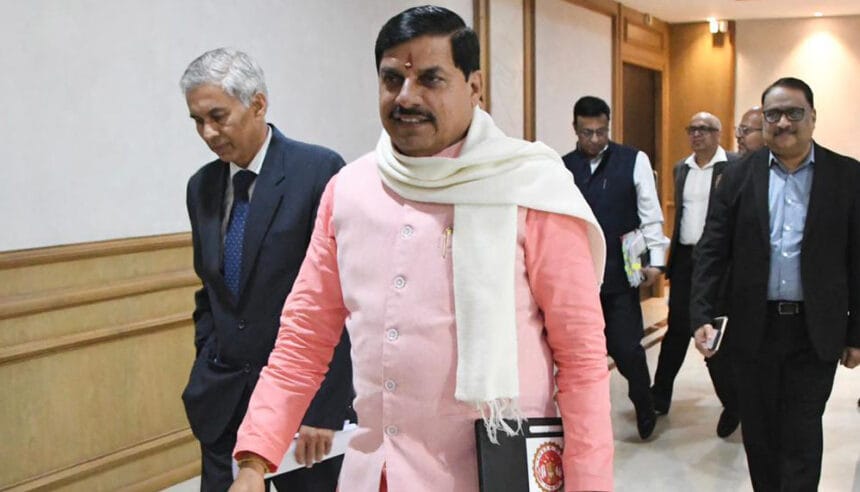 MP Cabinet की बैठक में महत्वपूर्ण प्रस्तावों पर लगी मुहर, सीएम ने किसे दी बड़ी स