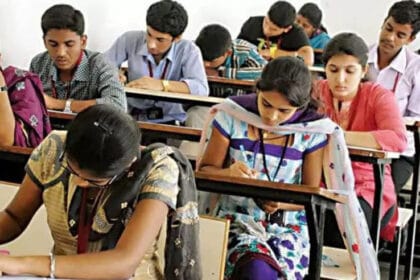 JEE-NEET कोचिंग पर सरकार का बड़ा कदम, पढ़ाई के घंटों की सीमा तय करने पर विचार