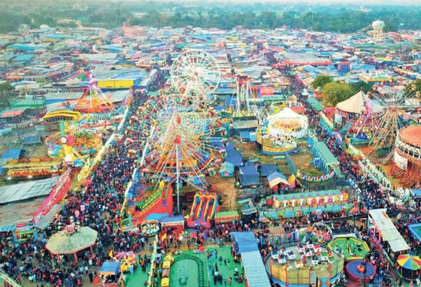 ग्वालियर मेले में 1000 गाड़ियों की डिलीवरी रुकी, खरीददारों ने  छूट के नोटिफिकेशन