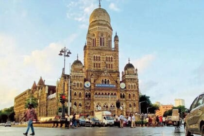 मुंबई की मेयर पद के लिए बड़ा ऐलान: महिला ही होगी मेयर, उद्धव गुट में मचा बवाल