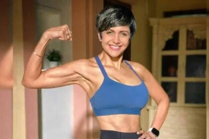 53 साल की मंदिरा बेदी ने दिखाया 30 जैसा जोश, फिनेस टिप्स 40 पार महिलाओं के लिए