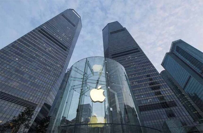 भारत में Apple पर संकट के बादल, सरकार की चेतावनी से बढ़ी टेंशन