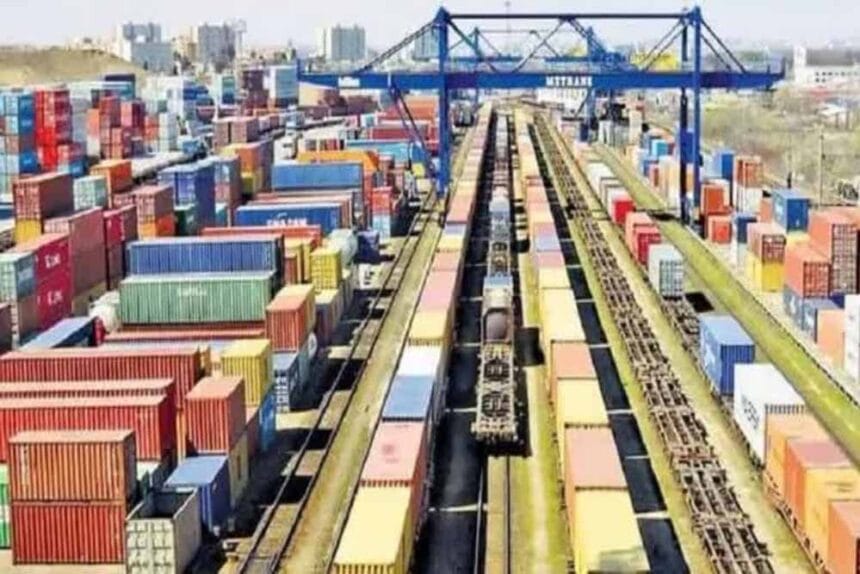 टैरिफ संकट की मार: मुरादाबाद का निर्यात लगातार छह महीने से डाउन, 1.5 लाख मजदूरों