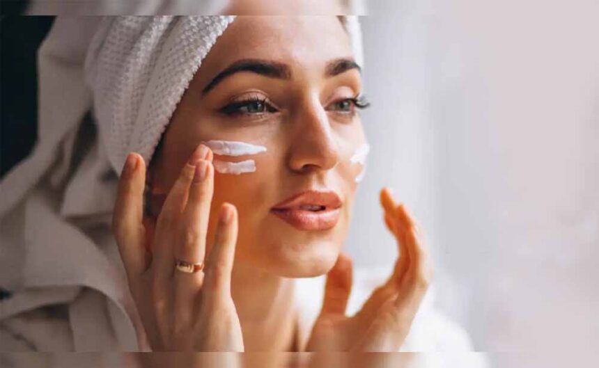 कम प्रोडक्ट्स, ज्यादा निखार: क्यों ट्रेंड में है ‘स्किनिमलिज्म’ स्किनकेयर