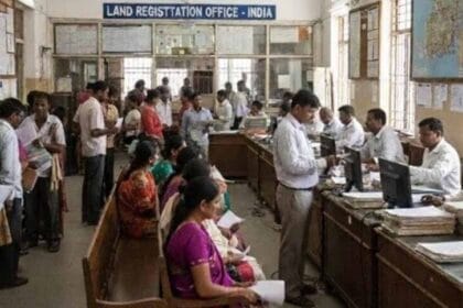 कानपुर:3500 करोड़ की ठगी का खुलासा, रजिस्ट्री ऑफिस में आयकर टीम ने मारा छापा