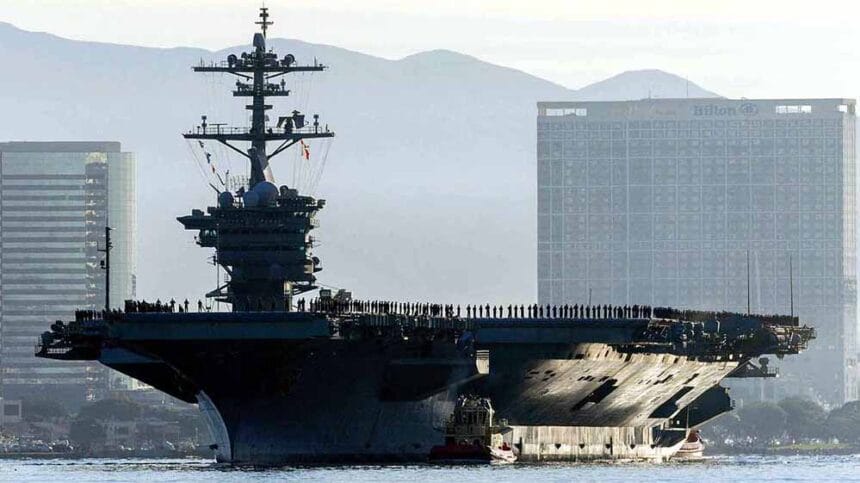 ट्रंप का नया मिशन: ईरान की ओर बढ़ते जंगी जहाज, वेनेजुएला ऑपरेशन से बड़ा प्लान सा