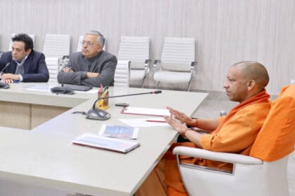 मुख्यमंत्री की अपील: आत्मनिर्भर ग्राम पंचायतों से यूपी का विकास, उत्सव भवन का इस