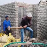 उज्जैन: महाकाल मंदिर के समीप अवैध होटल पर नगर निगम का कड़ा प्रहार, 3 मंजिला होटल