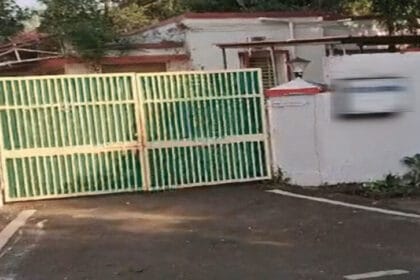 पूर्व मंत्री बिना पात्रता के बंगलों में डटे, सरकार ने 13 जनवरी तक खाली करने का द