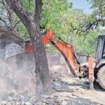 झारखंड में 50 करोड़ की सरकारी जमीन पर गरजा बुलडोजर