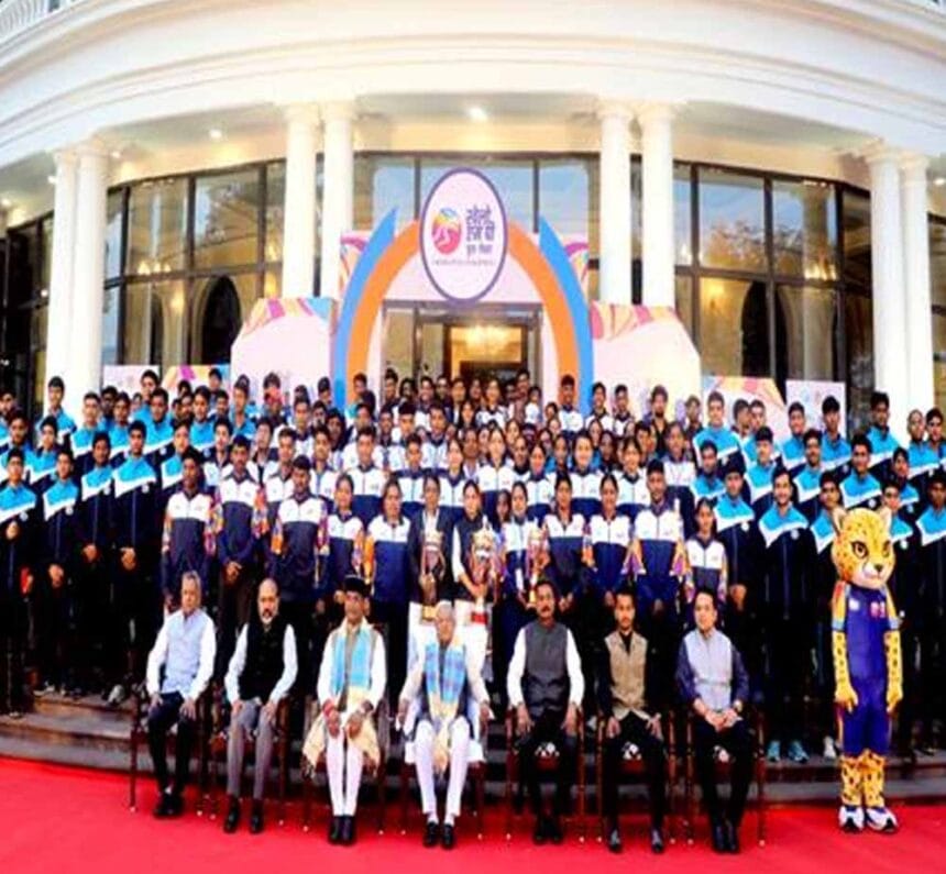 राज्यपाल ने खेलो एमपी यूथ गेम्स के प्रतिभागियों को किया पुरस्कृत