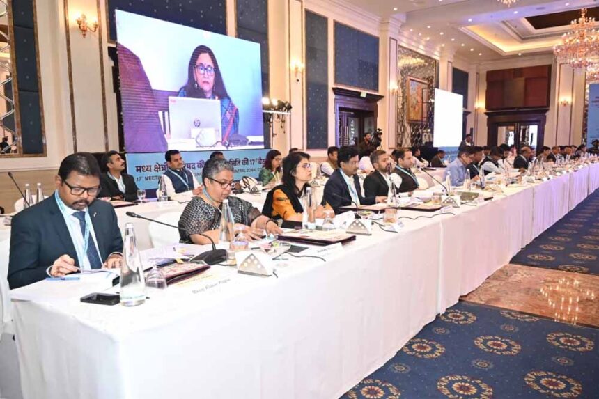 सामाजिक-आर्थिक विकास, योजनाओं के प्रभावी क्रियान्वयन और बेहतर समन्वय के लिए 50 ब