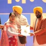 सीएम भगवंत मान ने मोहाली में 916 युवाओं को बांटे नियुक्ति पत्र