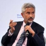 कुछ बड़ा होने की आशंका: भारत ने बांग्लादेश से अपने राजनयिकों के परिवारों को सुरक