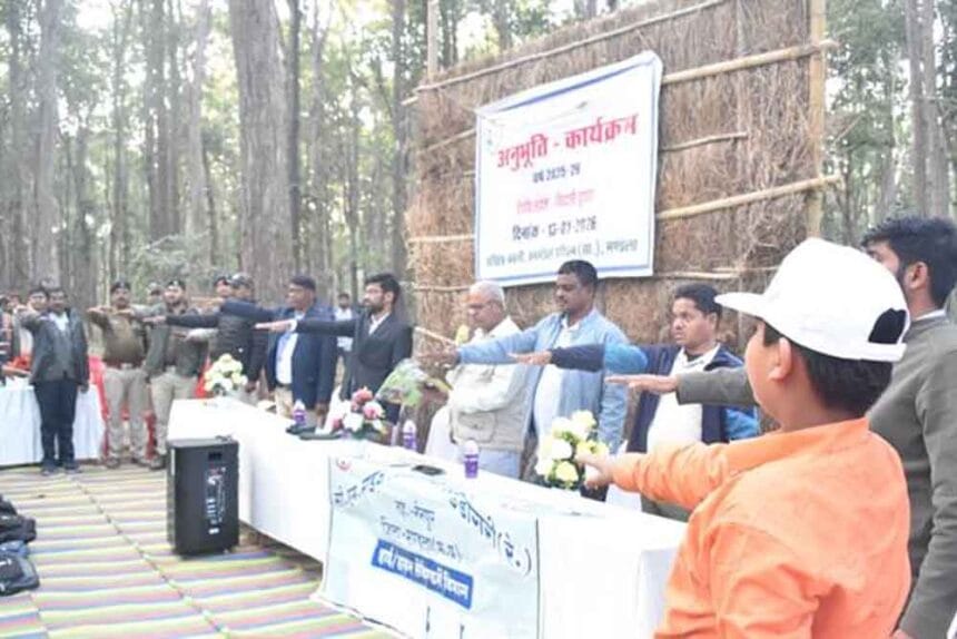 इको पर्यटन क्षेत्र गिदली घुघरा में अनुभूति कार्यक्रम में विद्यार्थियों ने प्रकृत