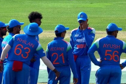 फिर चमके चिमुगोरो, वेदांत त्रिवेदी का बल्ला खामोश — टीम इंडिया मुश्किल में