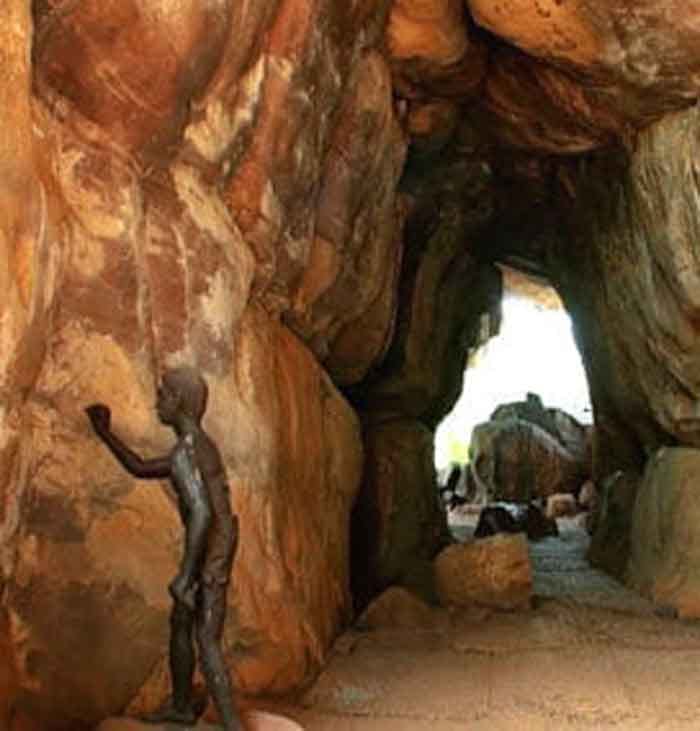 19 करोड़ की लागत से भीमबैटका में देश का पहला रॉक आर्ट ईको पार्क म्यूज़ियम विकसित