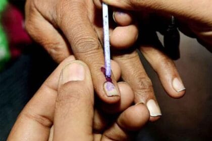 आयोग का अहम फैसला: नगर निगम चुनाव में 25 वर्षों बाद लौटेगा बैलेट पेपर सिस्टम