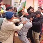 राजेश राम के सामने कांग्रेस कार्यालय बना रणक्षेत्र, कार्यकर्ताओं के बीच जमकर मार