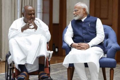 भारत के विकास में योगदान के लिए पीएम मोदी ने HD देवगौड़ा की तारीफ की