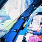 दिन-रात बेखौफ फर्राटा भरती हैं ट्रेनर दीदी और 60 सहेलियां, सेफ मोबिलिटी से बन रह