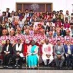 राष्ट्रपति भवन में छत्तीसगढ़ की झांकी कलाकारों का सम्मान