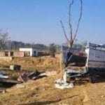 गुमला में रफ्तार का कहर: हाईवा ने पिकअप वैन को रौंदा, चार लोगों की मौके पर मौत